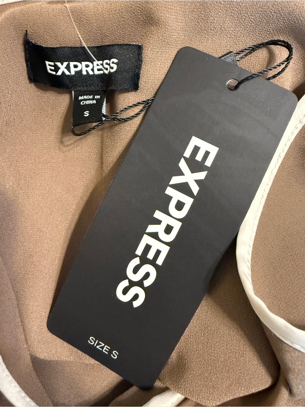 Express Satiny Top - Picture 4 of 5